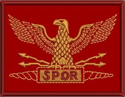 Római Légió Jel piros/arany - Emroidered Vissza Javítás, VÁSÁROLNI, 3 4, 10,2 X 8 (Cm)